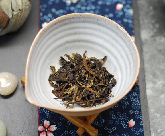 Mengku Rongshi Big Leaf 2011 Spring - Teaurchin