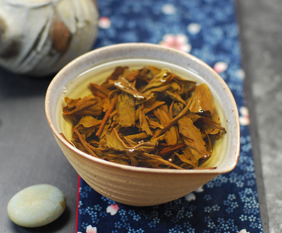 Mengku Rongshi Big Leaf 2011 Spring - Teaurchin