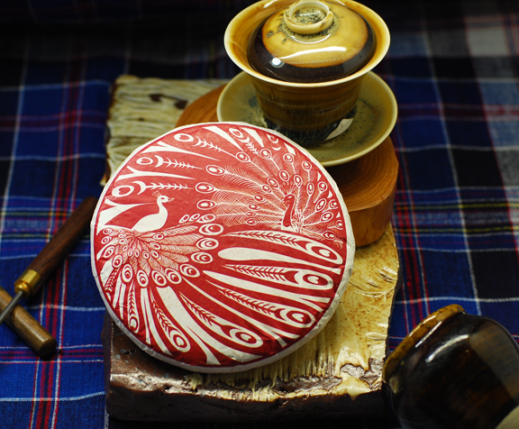 Yiwu Peacock Blend 2017 Spring - Teaurchin